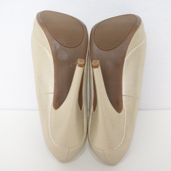 Apt. 9 Metallic Champagne Reptile Print Platform High Heels Sz 7.5 - Picture 5 of 6
